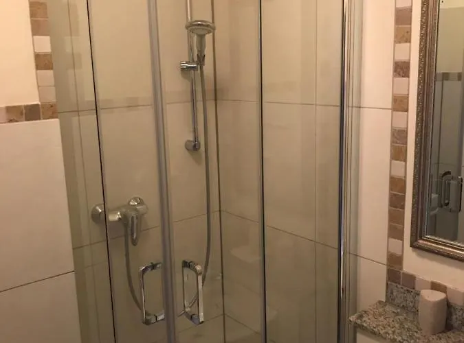 Lindenhof Gæstehus 3*