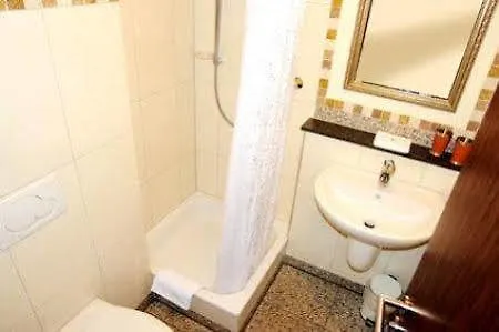 Lindenhof Gasthuis 3*